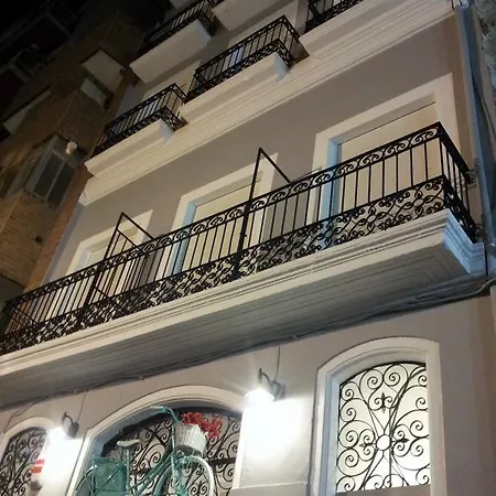 Smile & Co Boutique Hotel