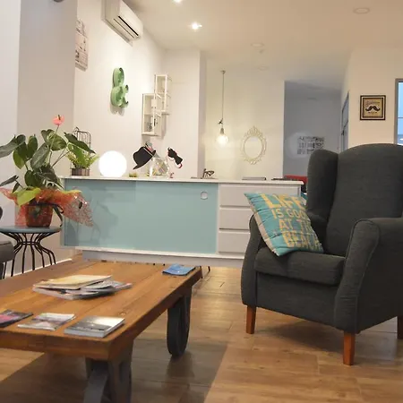 Smile & Co Boutique 2*