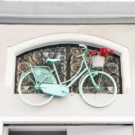 Smile & Co Boutique 2*